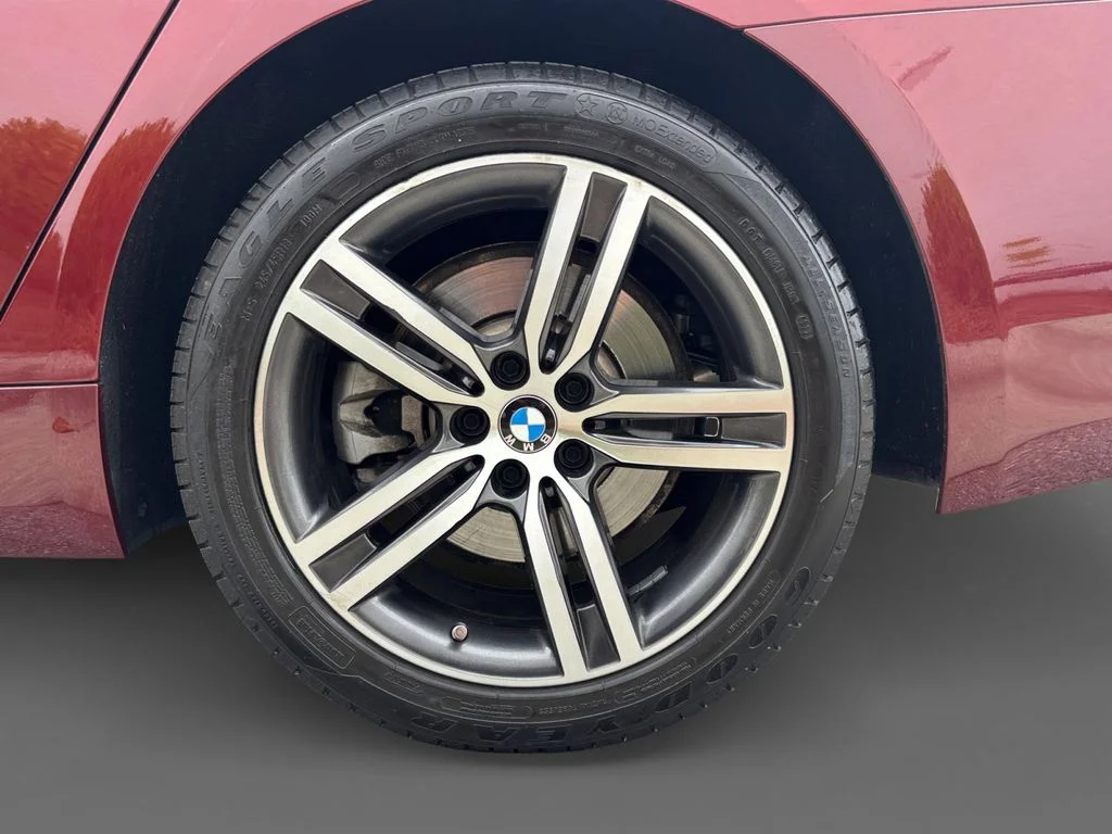 Used 2023 Red BMW 530i image 8