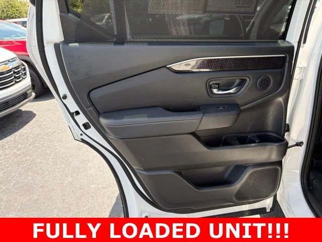 Used 2023 White Honda Elite image 13