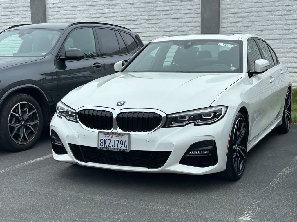 Used 2019 Alpine White BMW 330i image 2