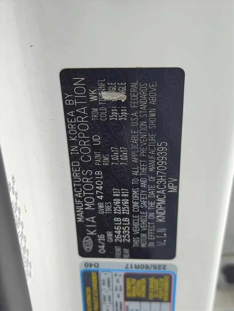 Used 2017 Clear White Kia LX image 26