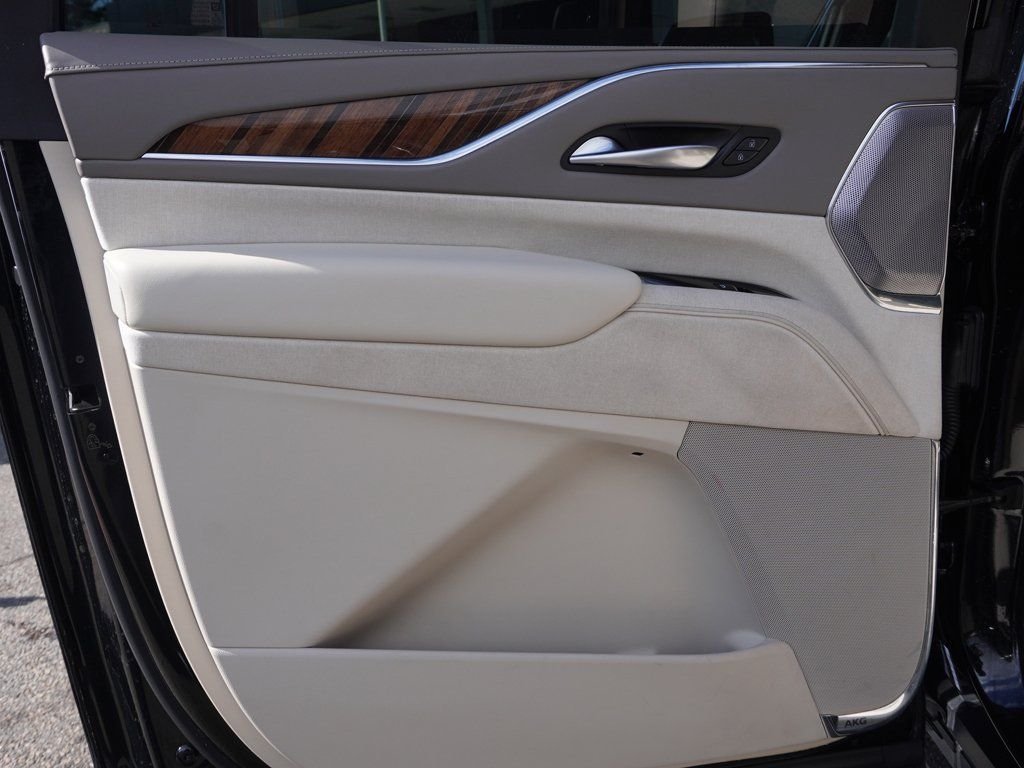 Used 2023 Black Cadillac Premium Luxury Platinum image 30
