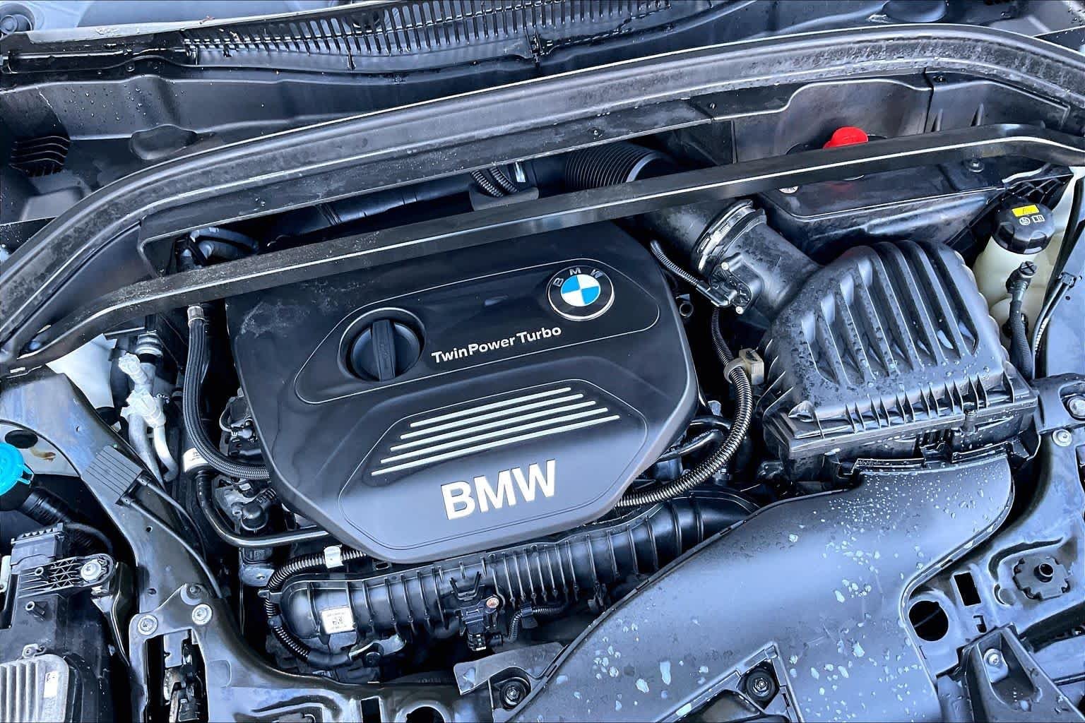 Used 2018 Mineral White Metallic BMW xDrive28i image 30