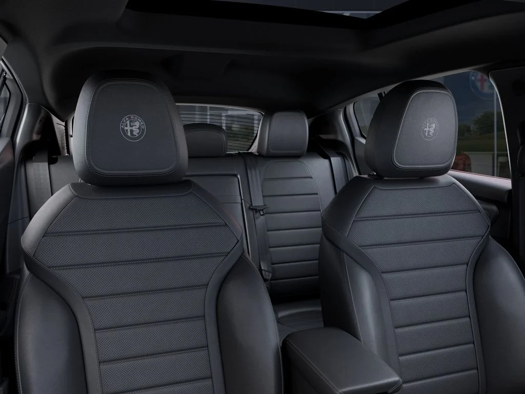 New 2026 Alfa Black Alfa Romeo Base image 26