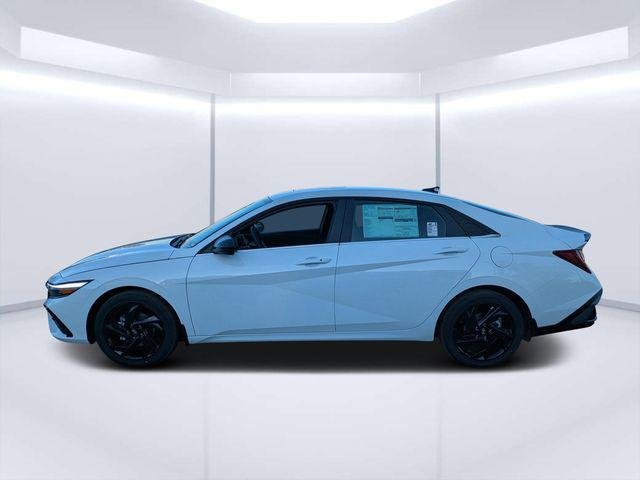 New 2026 White Hyundai SEL Sport image 6