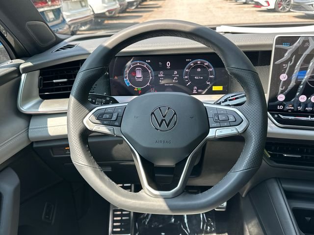 New 2026 Green Volkswagen 2.0T SE R-Line Black image 24