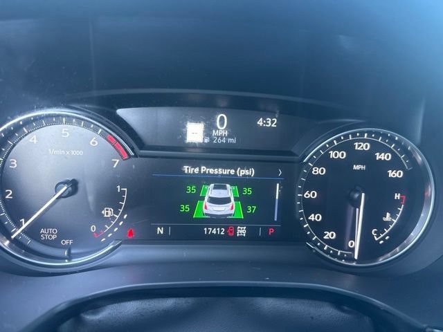 Used 2023 CRYSTAL WHITE TRICOAT Cadillac AWD Premium Luxury image 15