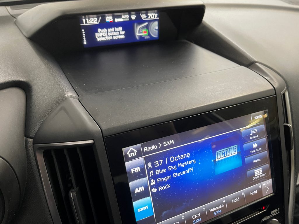 Used 2018 White Subaru 2.0i Limited image 29