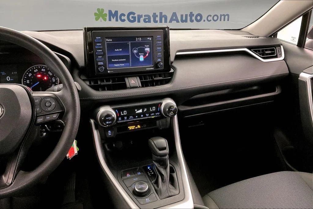 Used 2022 Silver Toyota LE image 9