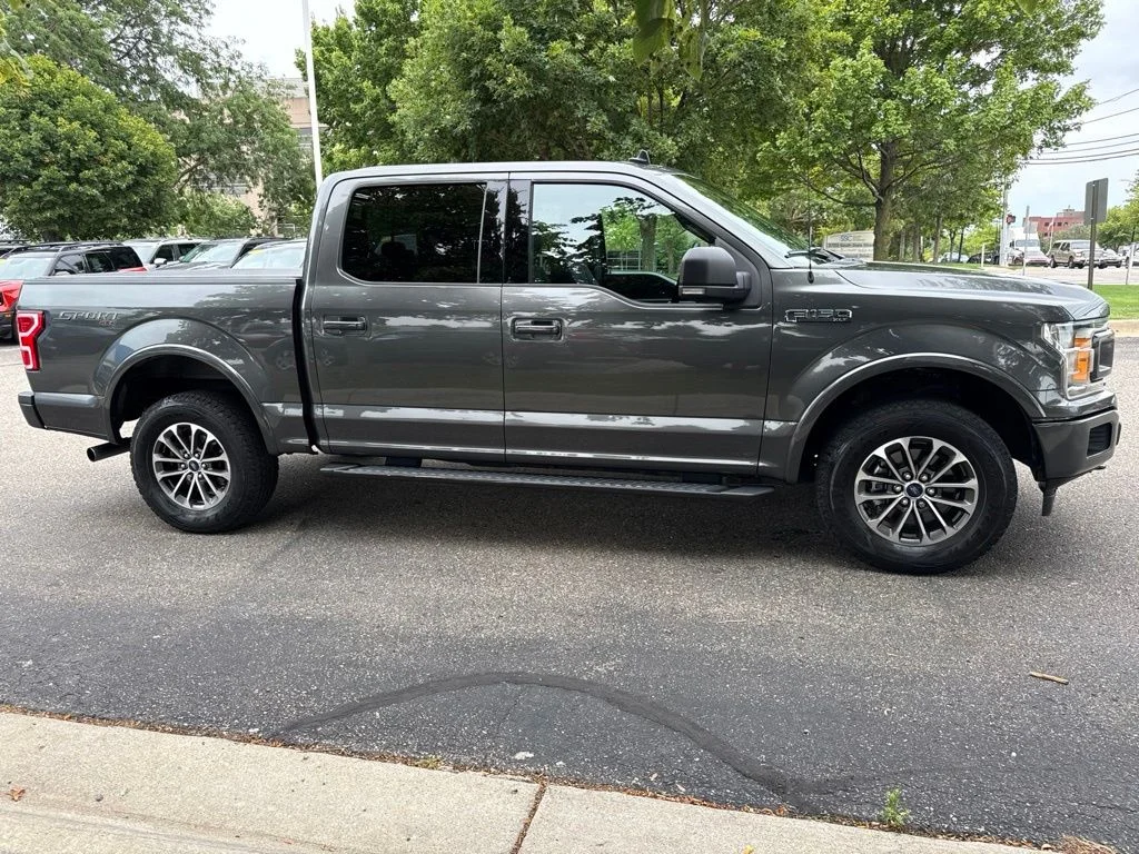 Used 2019 Gray Ford XLT image 7