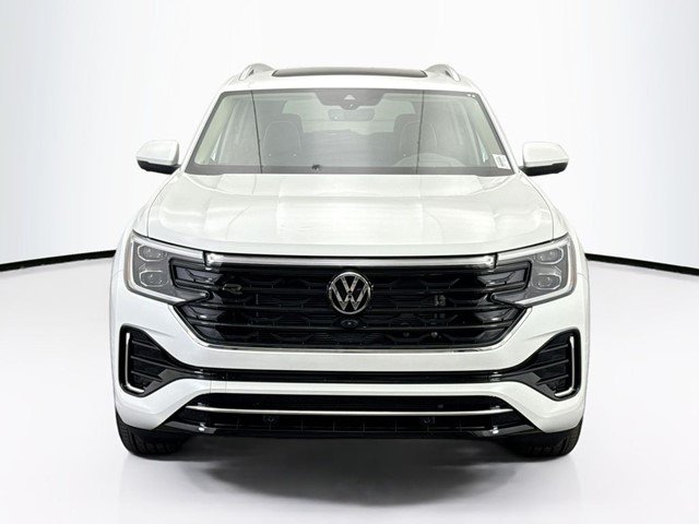 New 2026 Opal White Pearl Volkswagen 2.0T SEL Premium R-Line image 2