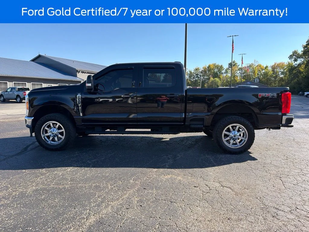 Used 2023 Black Ford XLT image 3