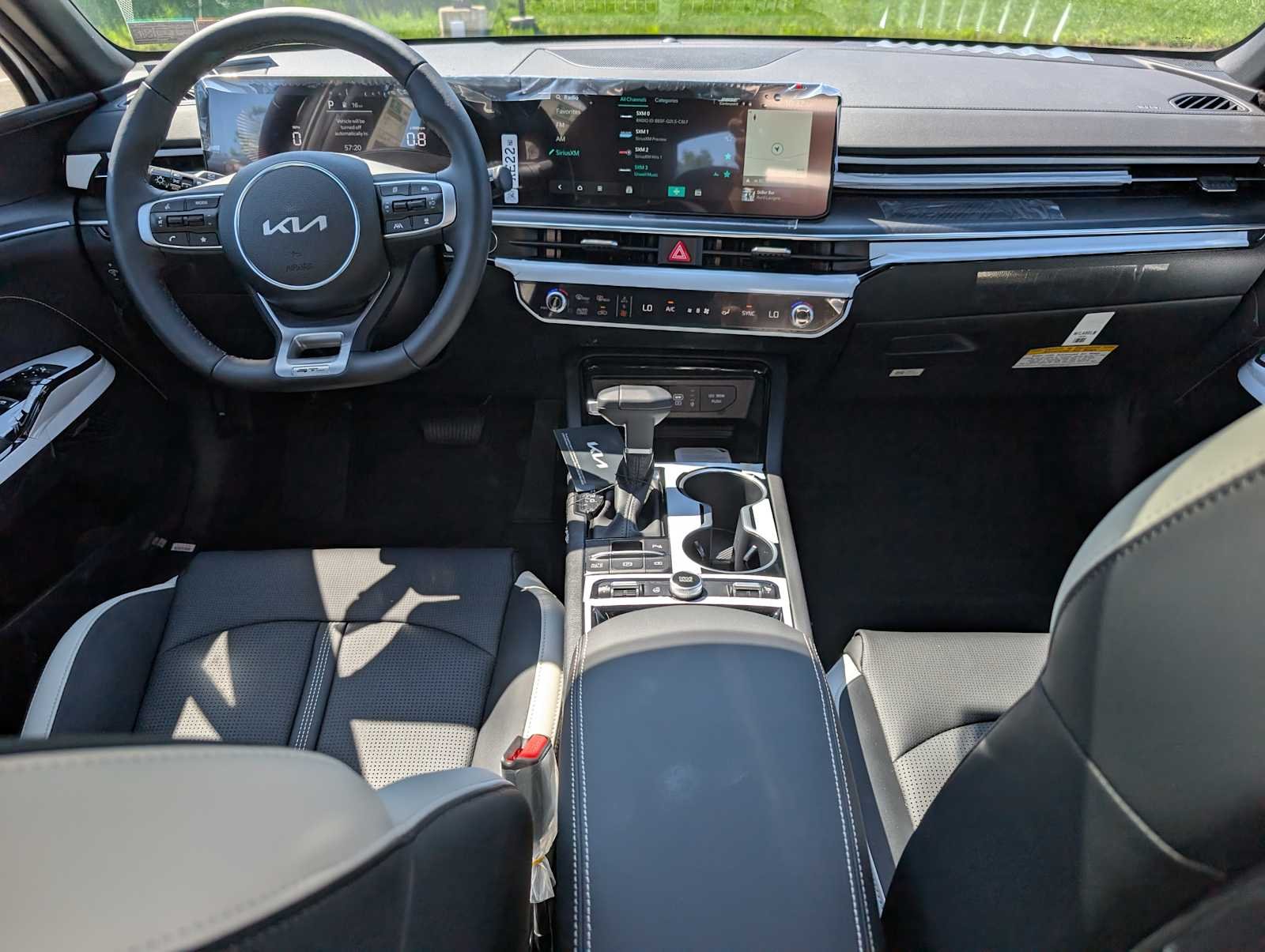 New 2026 Snow White Pearl Kia GT-Line image 12