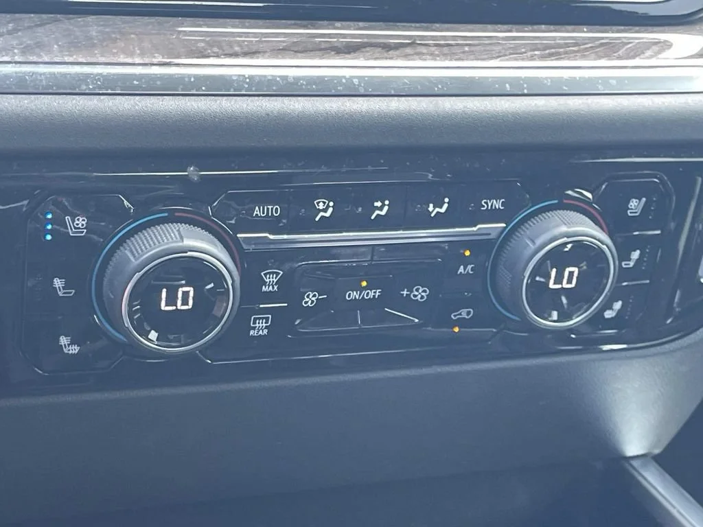 2024 Chevrolet Silverado 1500 LTZ - Photo 18