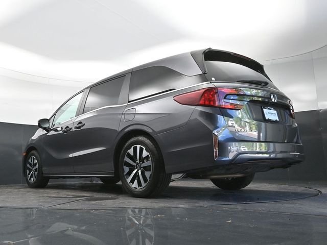 Used 2025 Modern Steel Metallic Honda EX-L image 31