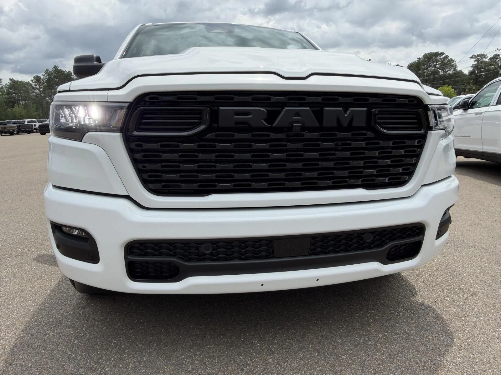 New 2026 Bright White Clear-Coat Exterior Paint RAM Express image 24