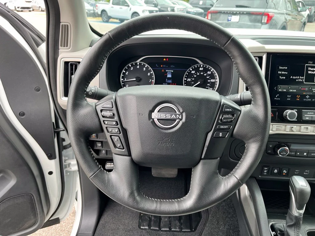Used 2025 White Nissan SV image 23