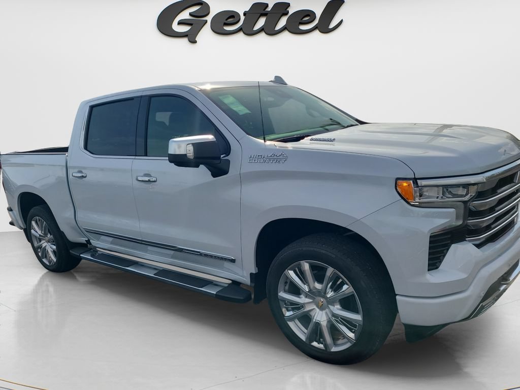 New 2026 Polar White Tricoat Chevrolet High Country image 3