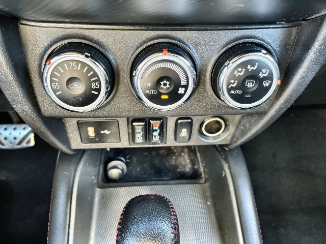 Used 2018  Mitsubishi 2.0 LE image 18
