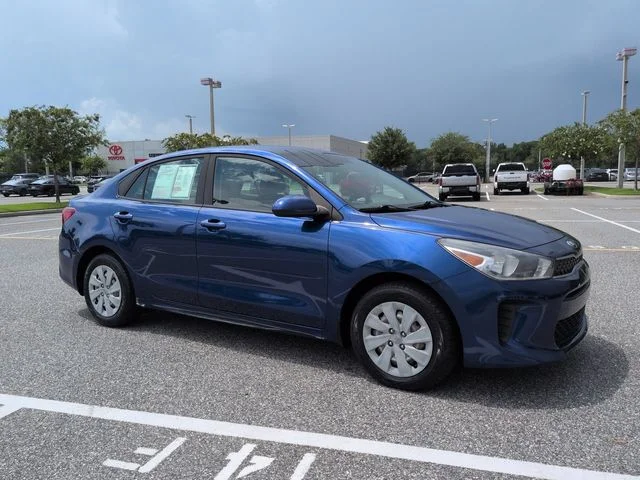 Used 2019 Blue Kia S image 2
