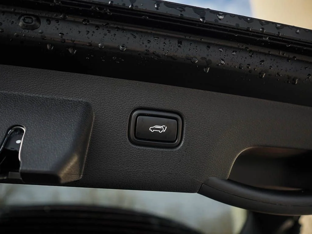 New 2026 Ebony Black Kia SX Prestige AWD image 9