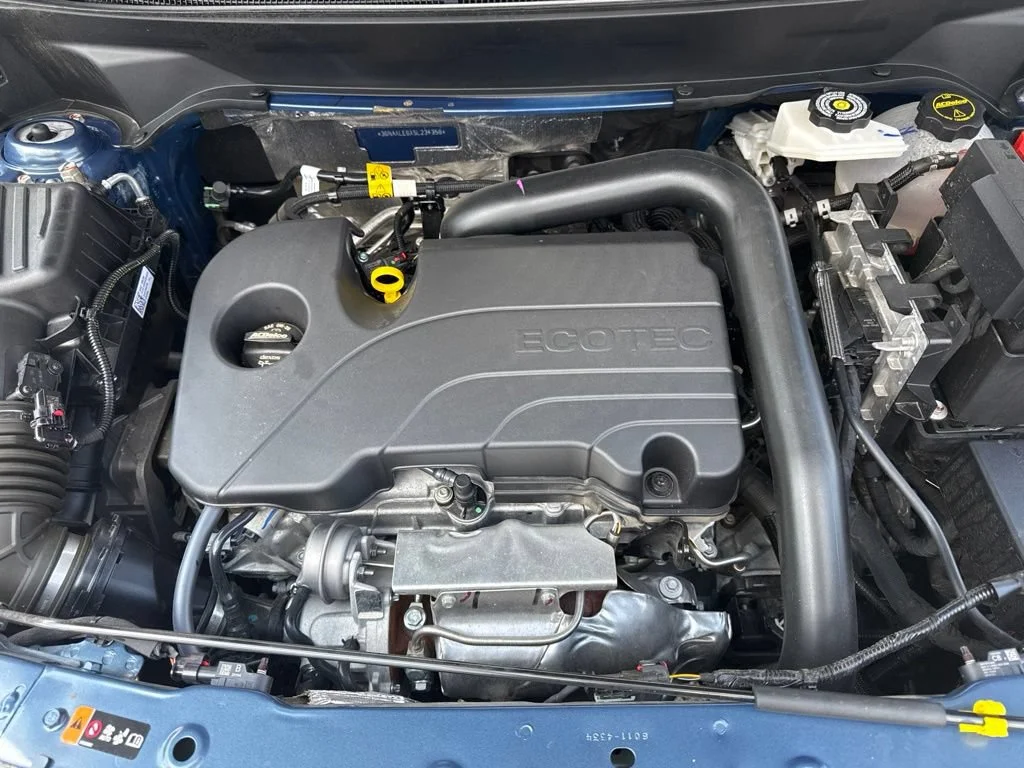 Used 2025 Lakeshore Blue Metallic Chevrolet RS image 38