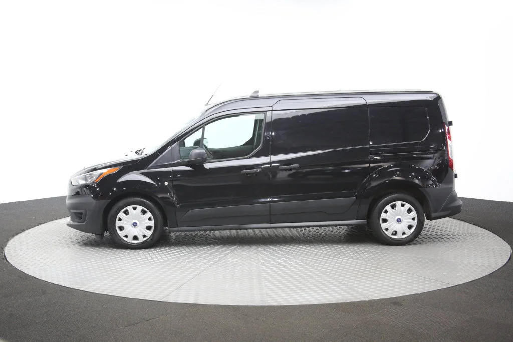 Used 2022 Black Ford XL image 56