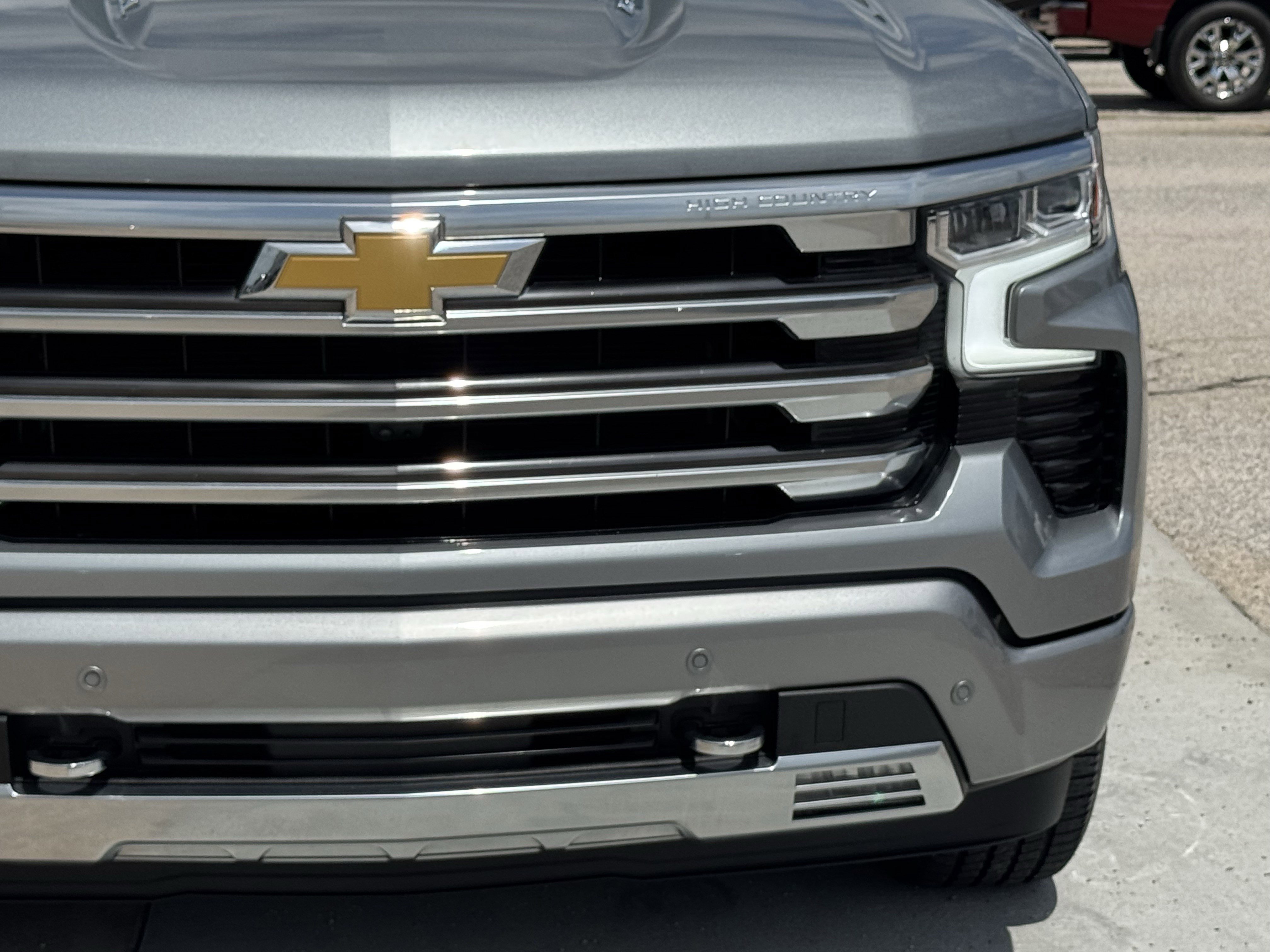 Used 2024 Sterling Gray Metallic Chevrolet High Country image 4