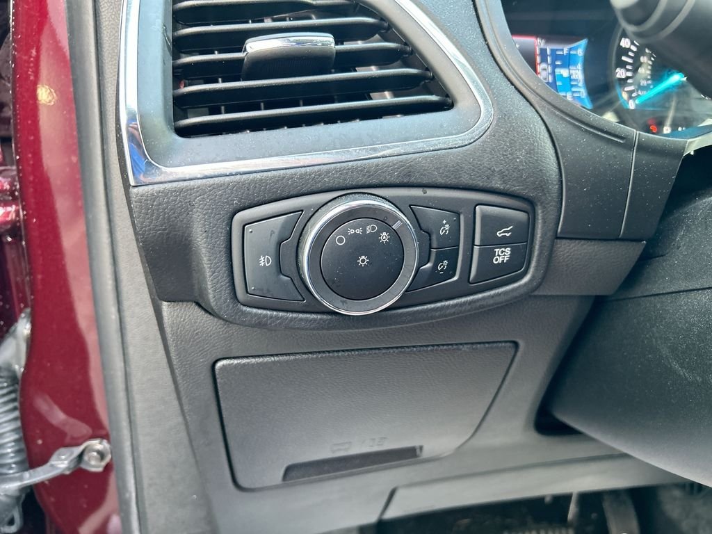 Used 2023 Red Ford Titanium image 21