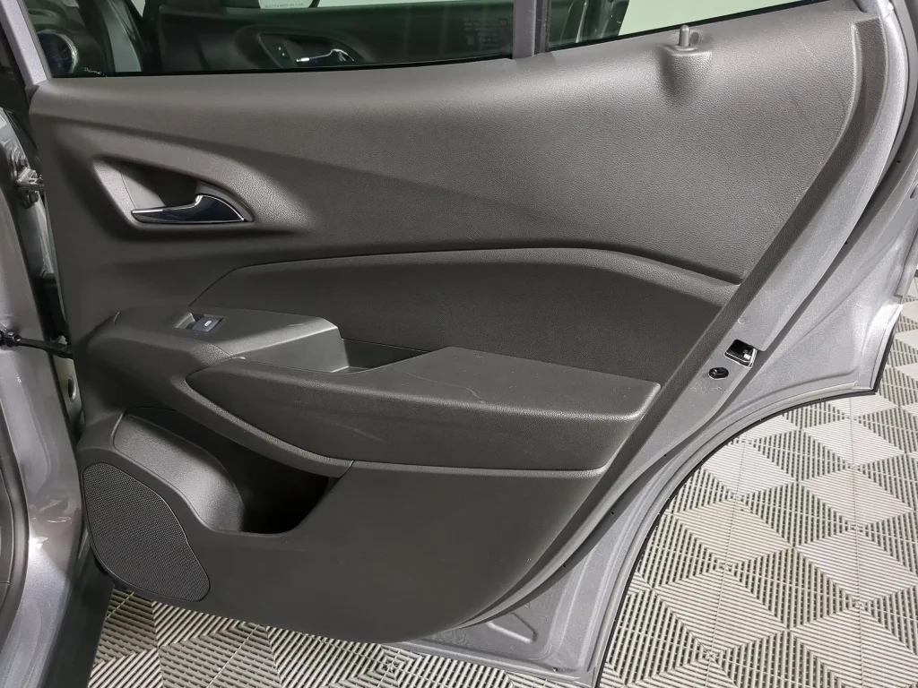 2025 Chevrolet Trax LT - Photo 20