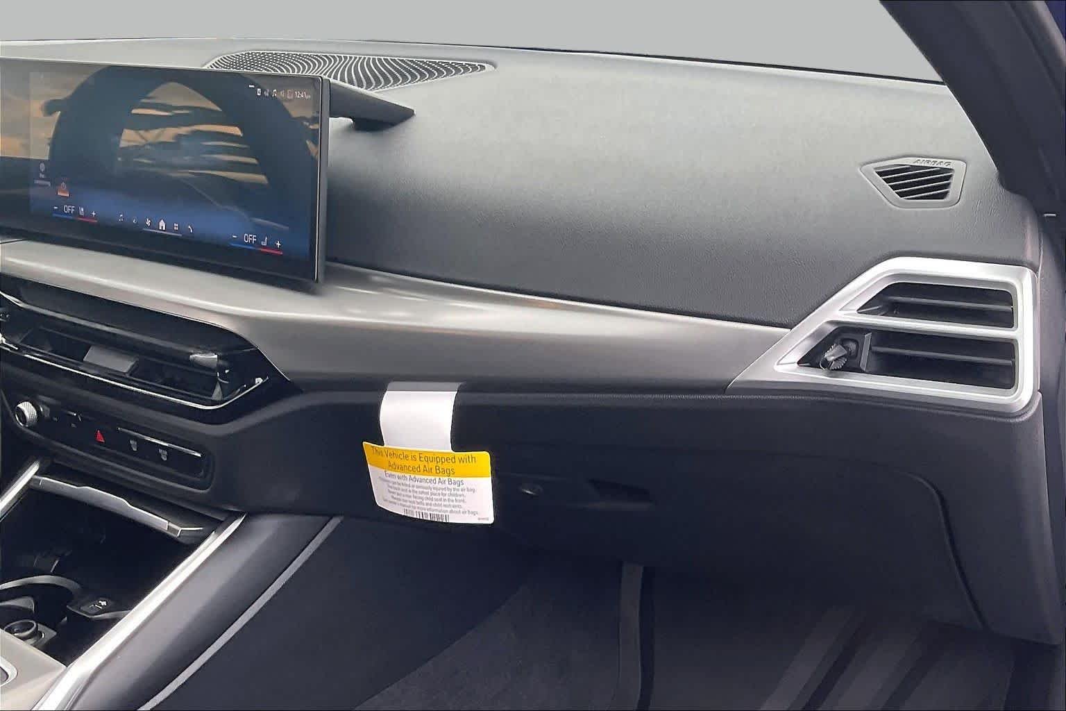 2026 BMW 3 Series 330i - Photo 18
