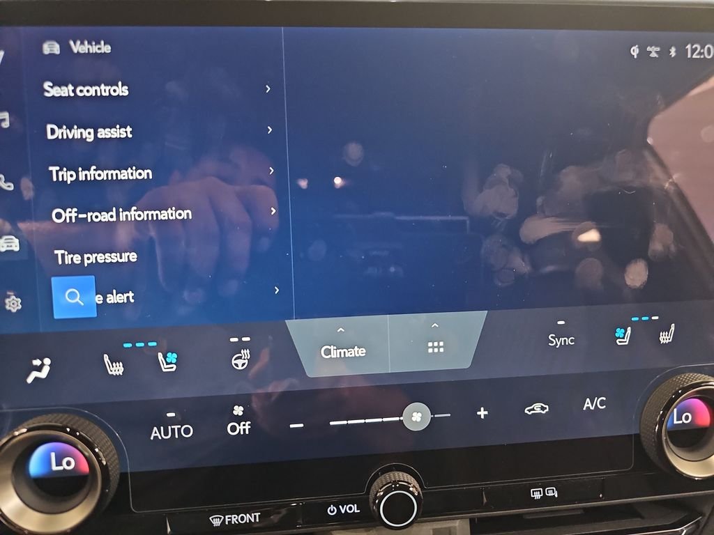 2026 Lexus GX Overtrail+ - Photo 24