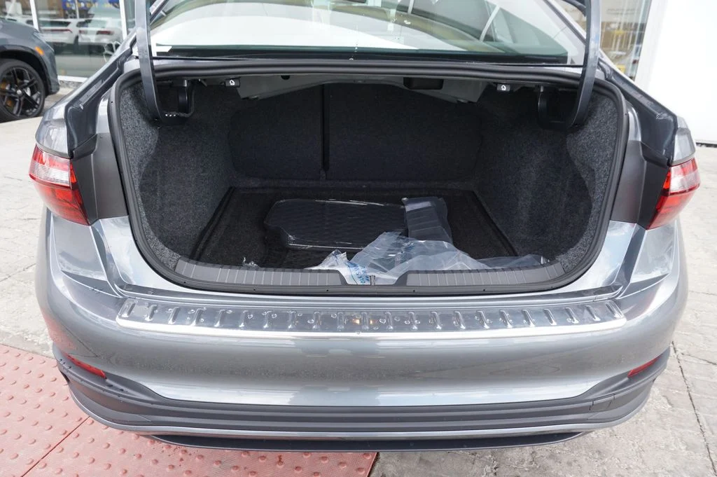 New 2026 Gray Volkswagen 1.5T SE image 24