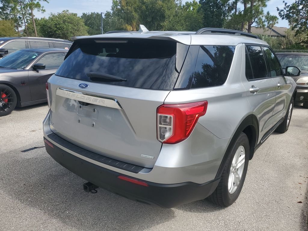 Used 2020 Silver Ford XLT image 4