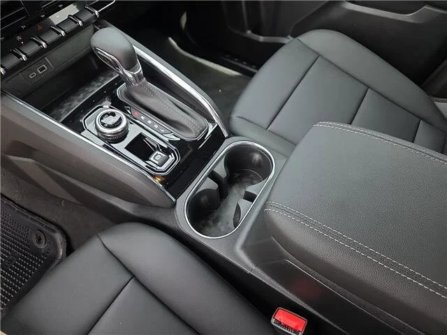 New 2026 Summit White GMC Elevation image 20