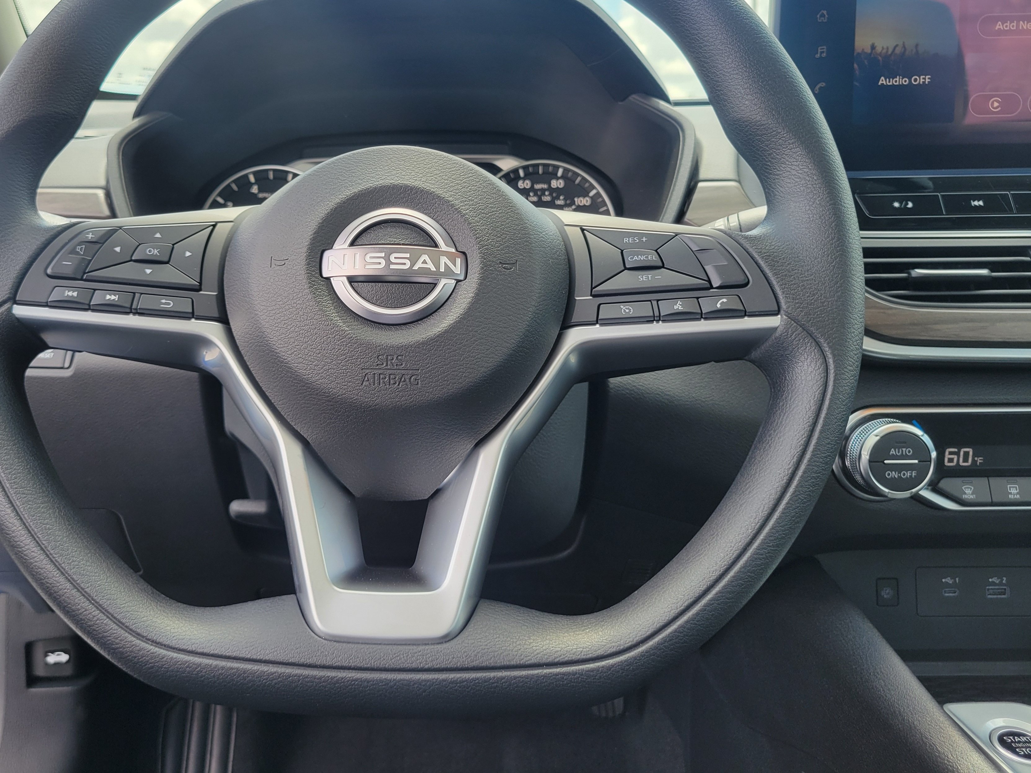 New 2026 Pearl White TriCoat Nissan SV Special Edition image 31
