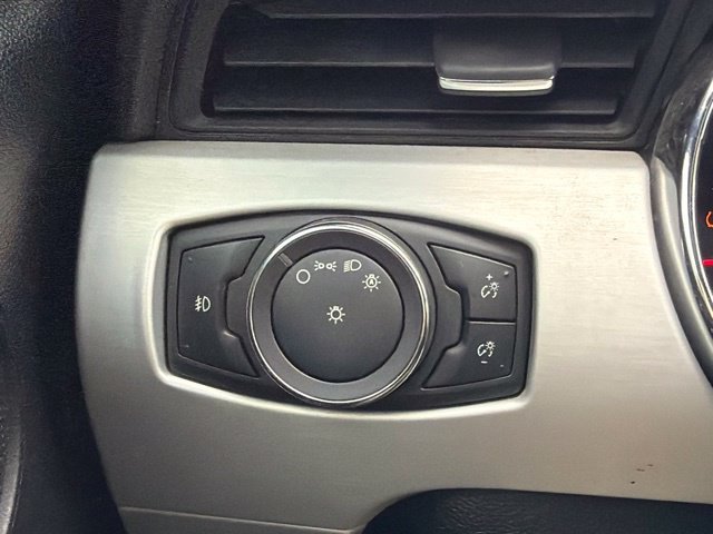 Used 2015 Red Ford GT Premium image 25