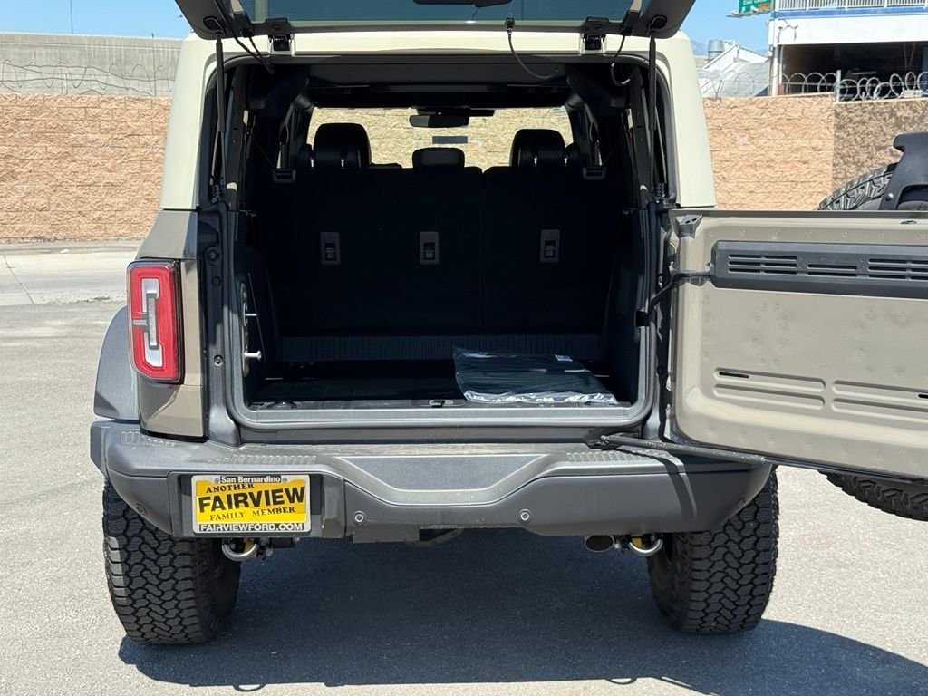 New 2026 Marsh Gray Ford Badlands® image 16