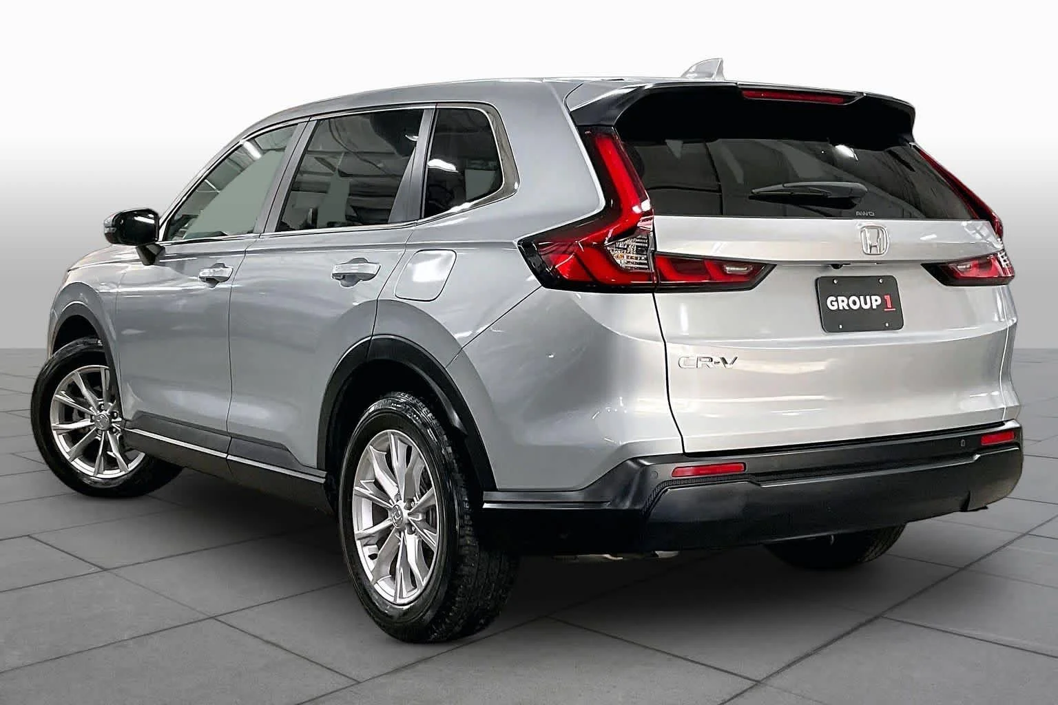 Used 2025 Solar Silver Metallic Honda EX-L image 12