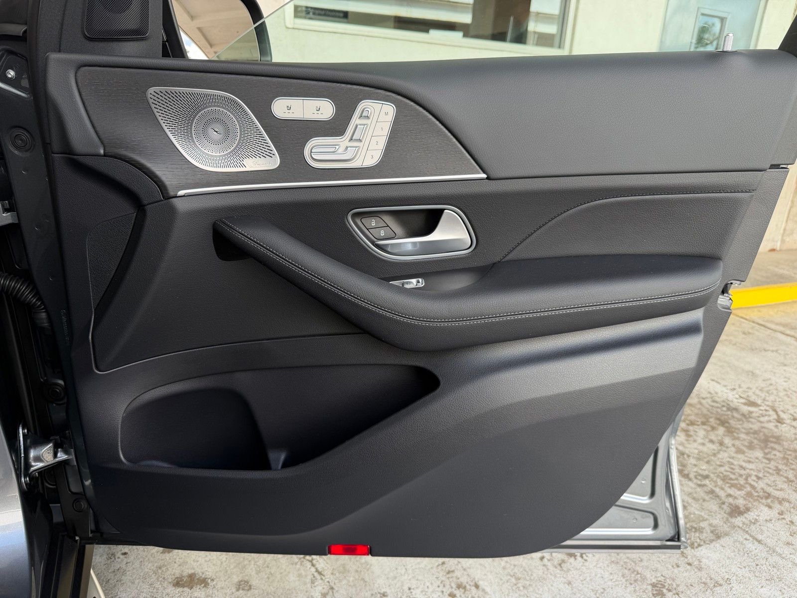 New 2026 Selenite Grey Metallic Mercedes-Benz GLS 450 image 20
