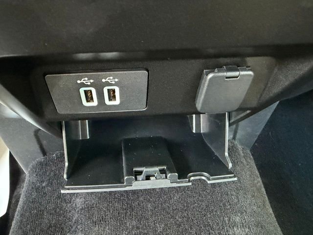 Used 2016  Ford XLT image 21