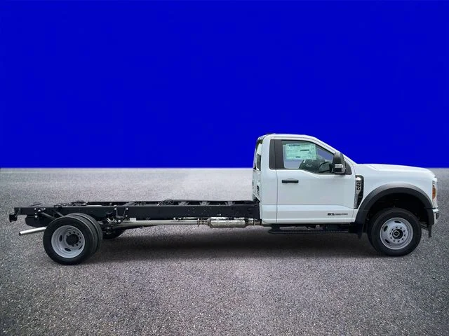 New 2026 Oxford White Ford F-450® XL image 2
