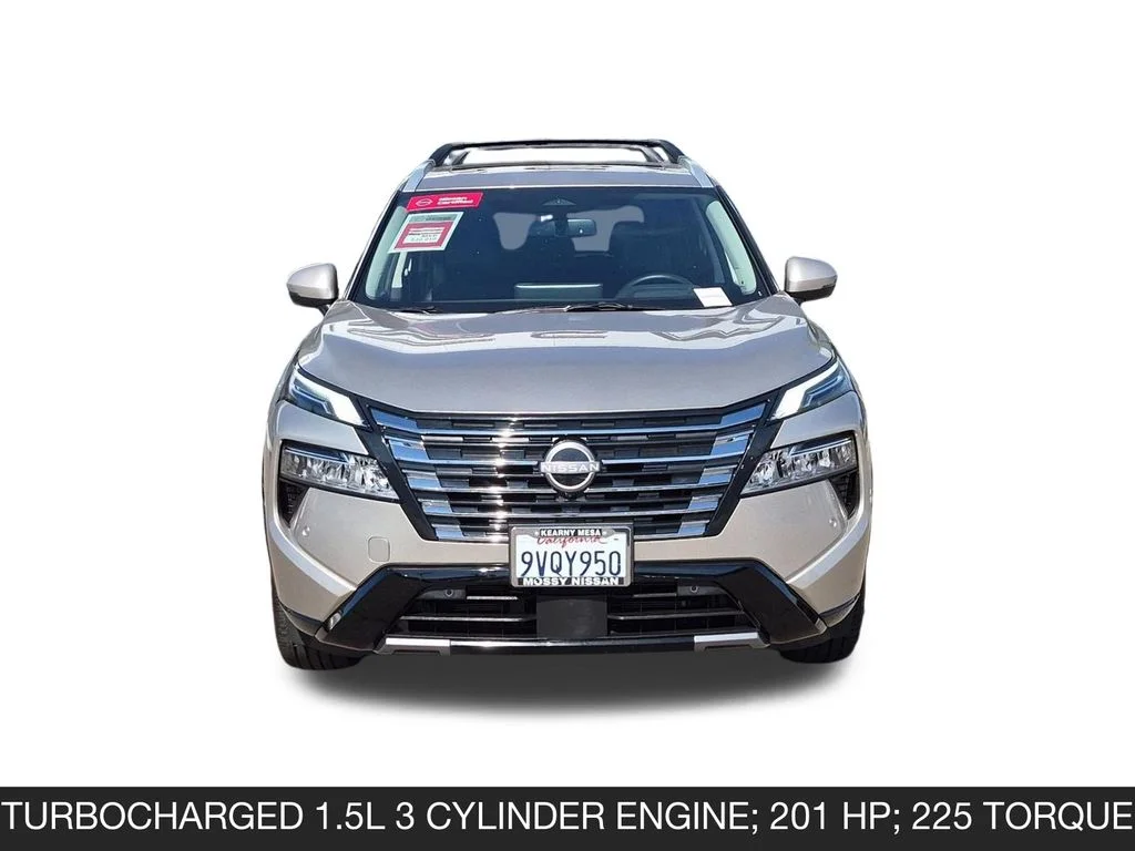 Used 2026 Gold Nissan Platinum image 4