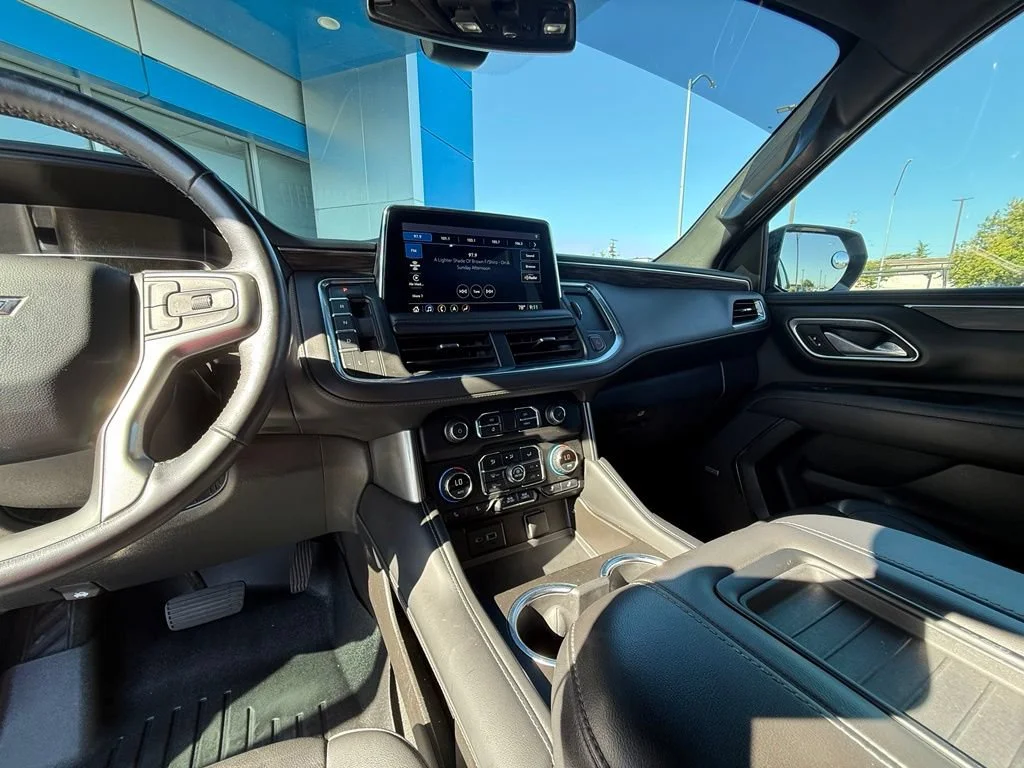 Used 2021 SHADOW GRAY METALLIC Chevrolet Z71 image 23