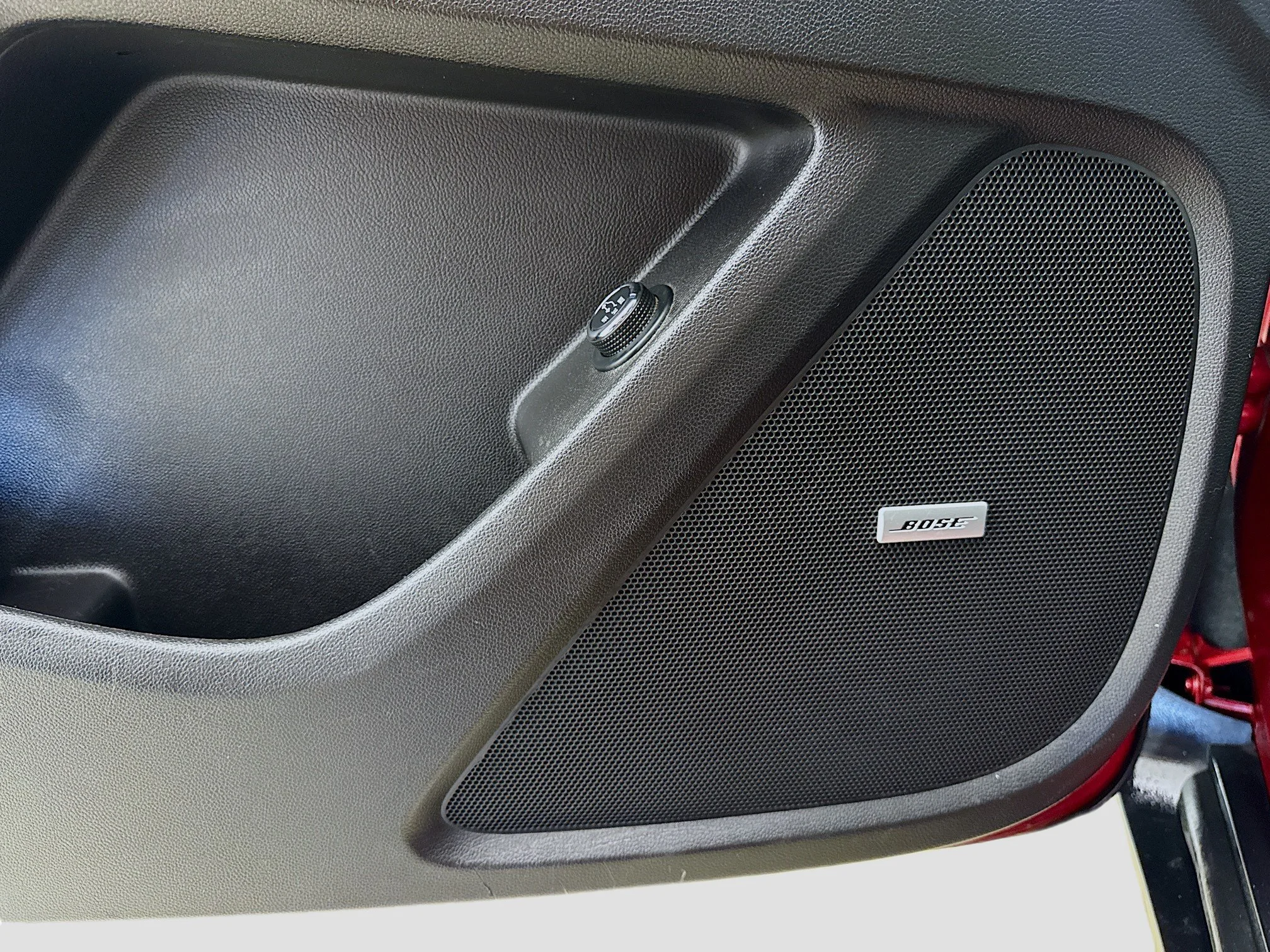 Used 2019 CAJUN RED TINTCOAT Chevrolet RS image 21