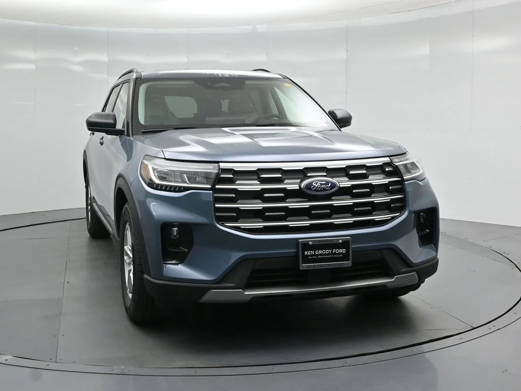 New 2026 Vapor Blue Metallic Ford Active image 51