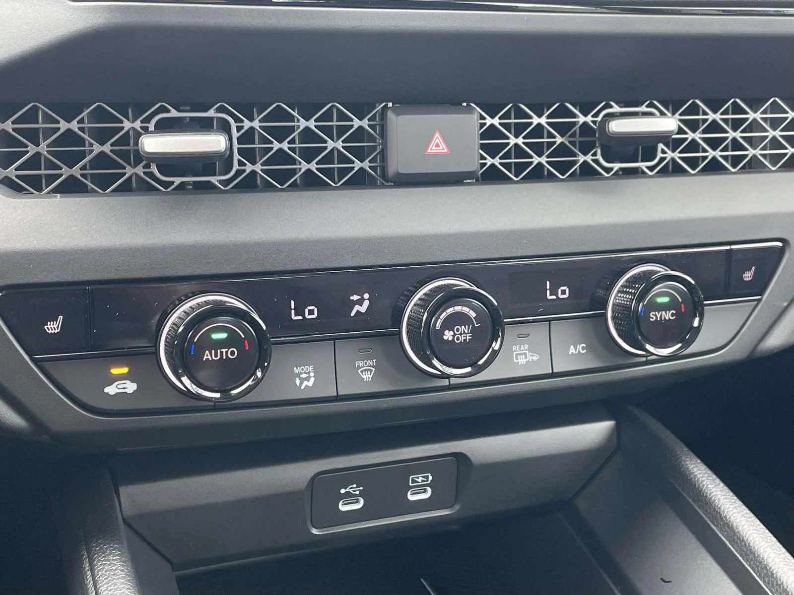 New 2026 Urban Gray Pearl Honda SE CVT image 10