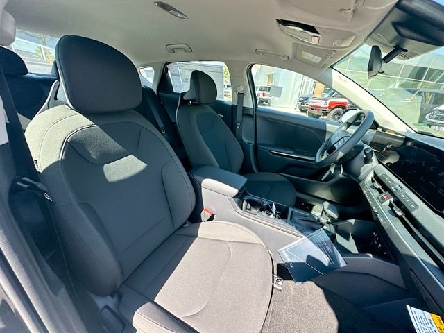New 2026 Interstellar Gray Kia LXS image 27