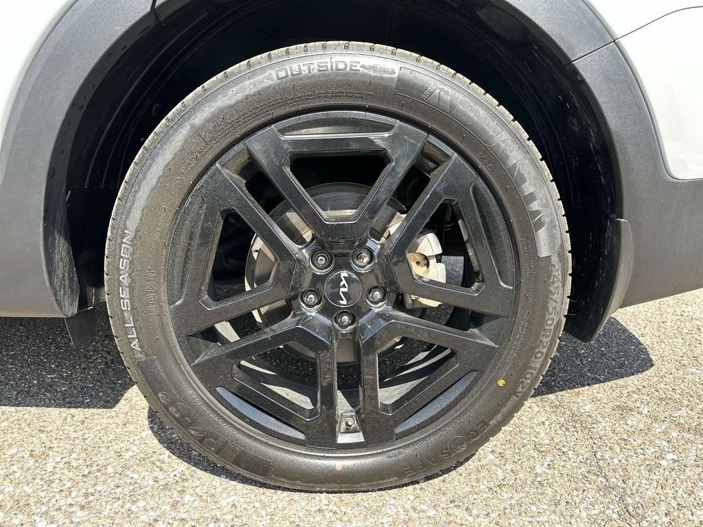 Used 2024 Gray Kia SX X-Line image 37