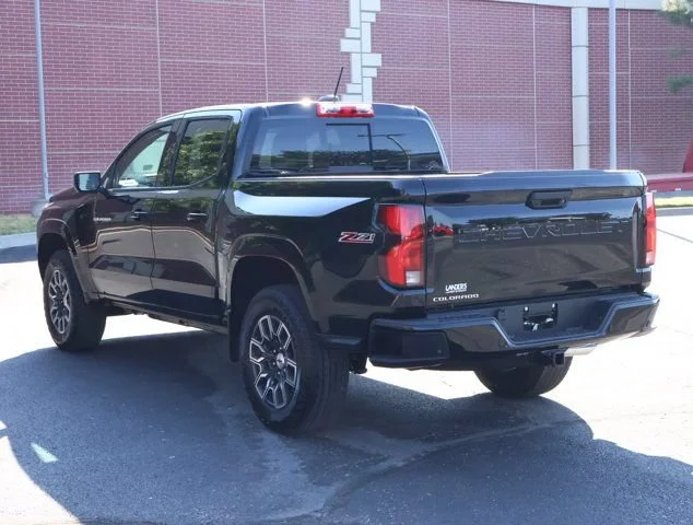 2026 Chevrolet Colorado Z71 - Photo 7