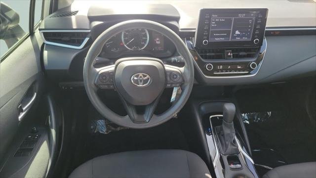 Certified Used 2020 CLASSIC SILVER MET Toyota  image 12
